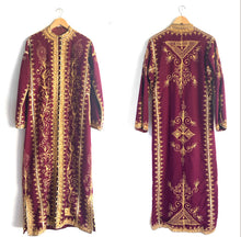 Load image into Gallery viewer, Vintage Kaftan Robe, Boho Hippie Wool Caftan hand sewn gold soutache